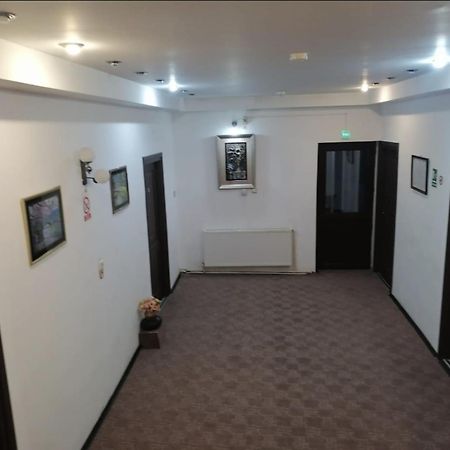 Pensiunea Millenium Sibiu With Parking - Motorcycle Friendly Travel Routes Exteriör bild