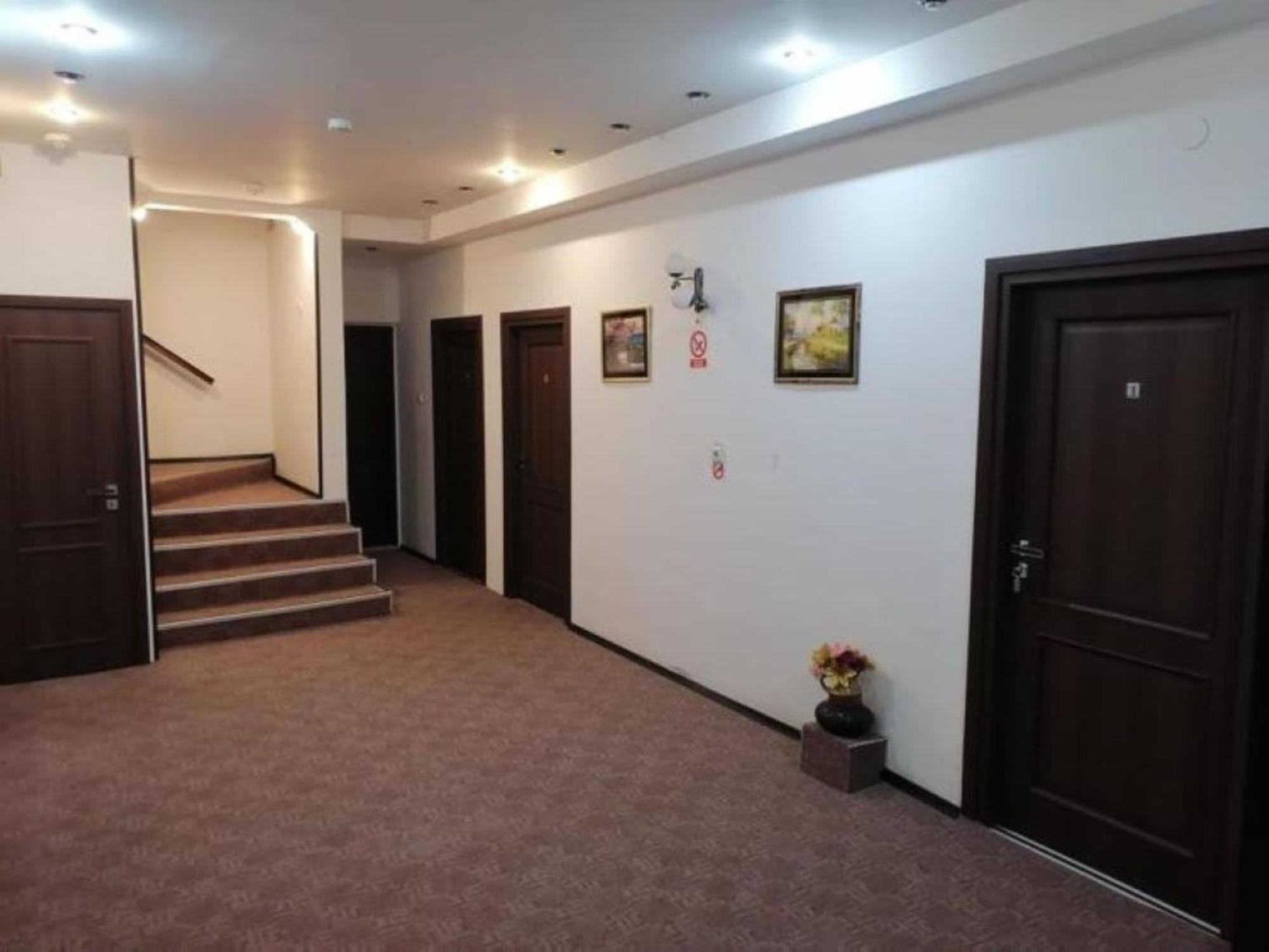 Pensiunea Millenium Sibiu With Parking - Motorcycle Friendly Travel Routes Exteriör bild